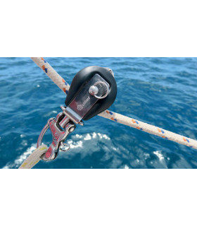 Poulie ouvrante à mousqueton pour cordage max Ø18mm